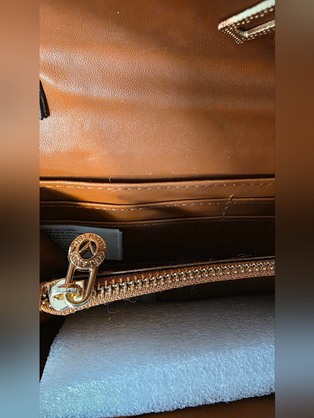 Valentino Orlandi Vegan Leather Logo Crossbody Bag Wallet Gold Accents OS NWT - Picture 5 of 7